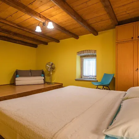 Holiday home 2 Bedroom Stunning In Sarici (Istria)